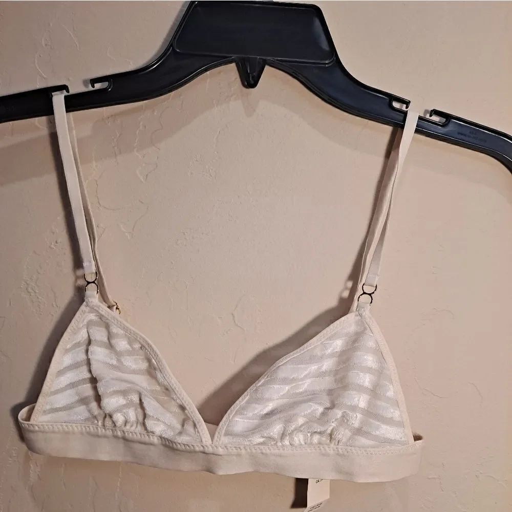 💫AERIE VELVET STRIPE TRIANGLE BRALETTE SIZE XS